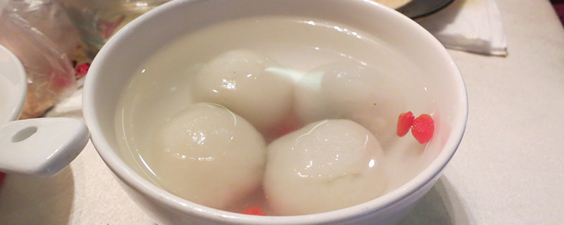 刚包的汤圆怎么放冰箱 刚煮出来的汤圆可以放冰箱吗