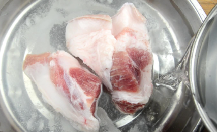 冷冻的猪肉解冻后再冷冻有没有后果