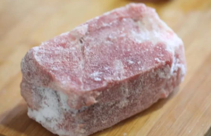 猪肉化冻可以用热水吗