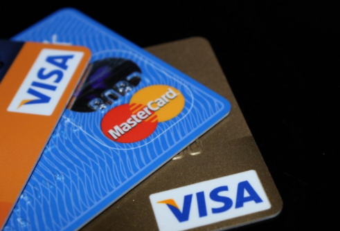 信用卡逾期停用了还清后还可以用吗