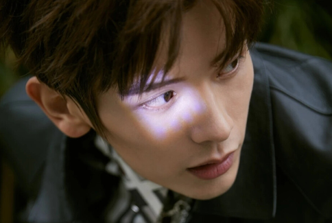 碎盖头发型要烫头发吗