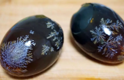 变蛋为什么用生石灰