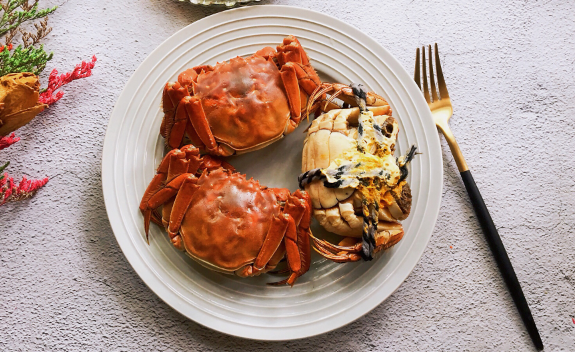 蒸大闸蟹放盐还是不放盐