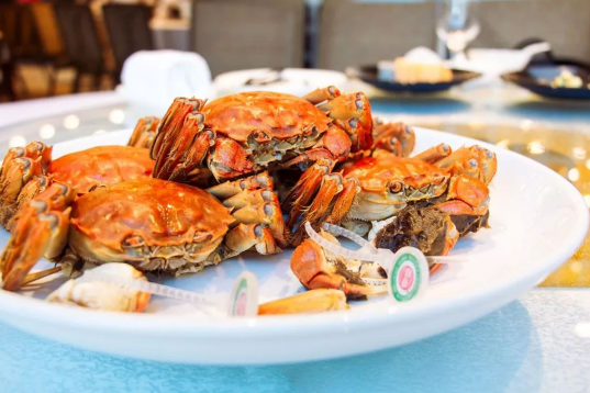 大闸蟹买回来死了一两个小时可以吃吗