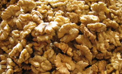 红色核桃仁是怎么回事