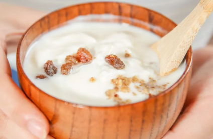 为什么酸奶有的稠有的稀