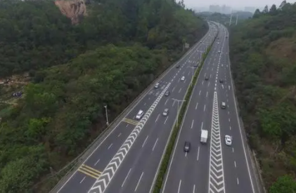 2022元旦上高速要不要过路费