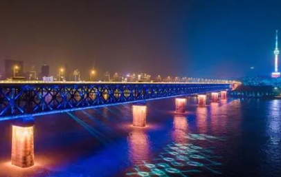 2021年十一国庆去武汉能穿半袖吗