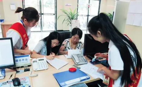 大学生8000贷款怎么申请