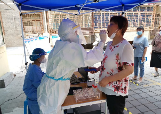 核酸检测可以戴隐形眼镜吗