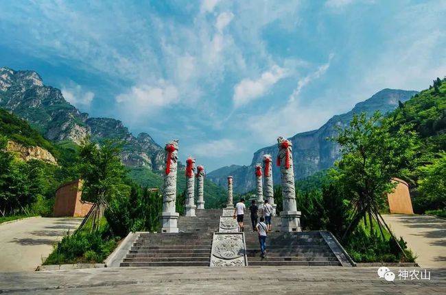 神农山风景区(灵秀神农山)