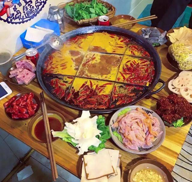 重庆火锅的做法(老油才是重庆火锅的灵魂?)