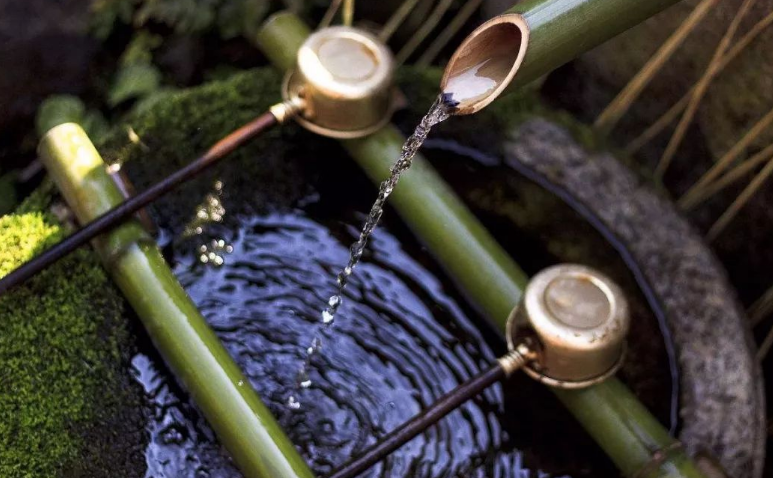 泡茶专用水(平时泡茶用什么水最好?)