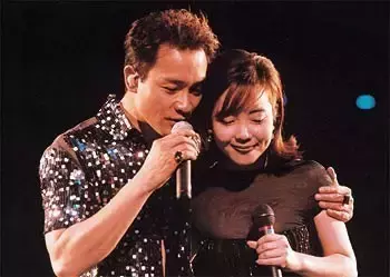 经典对唱歌曲（10首最经典的对唱情歌！）