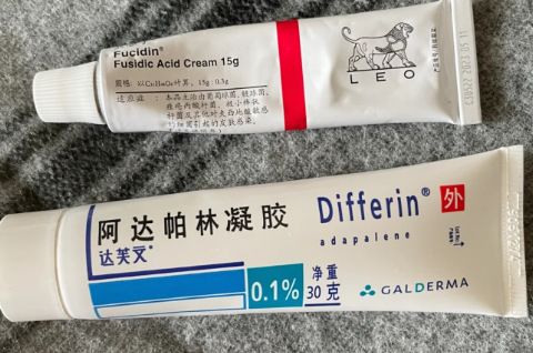 为什么越擦阿达帕林痘痘越多