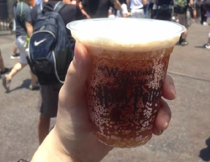 北京环球影城黄油啤酒有纪念杯吗