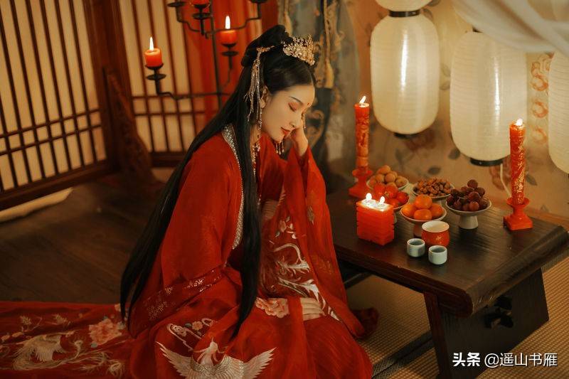 冬雷阵阵(冬雷震震夏雨雪全文什么意思)