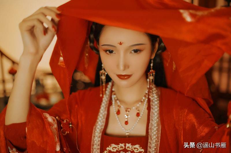 冬雷阵阵(冬雷震震夏雨雪全文什么意思)