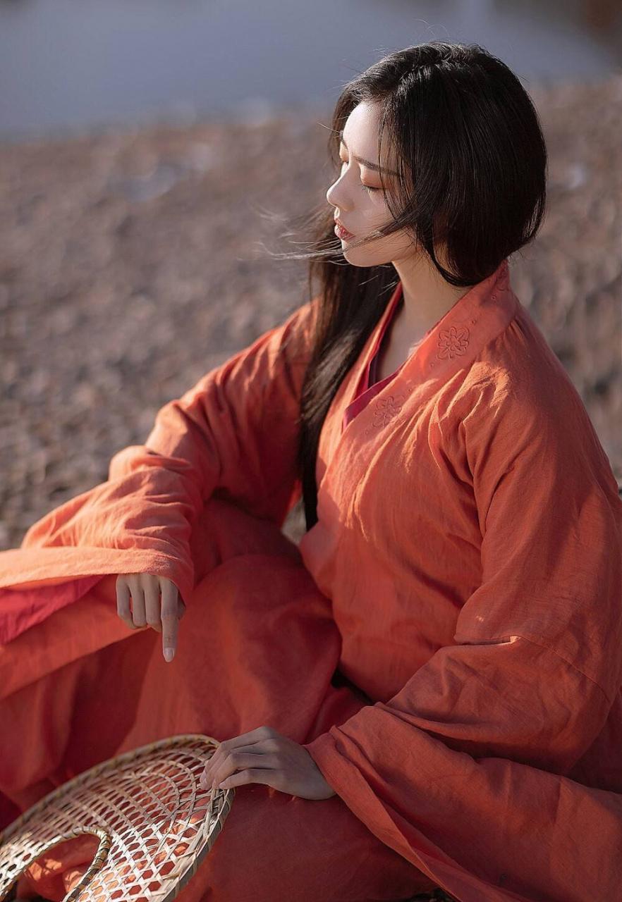 画眉鸟 欧阳修(画眉鸟古诗朗读带拼音)