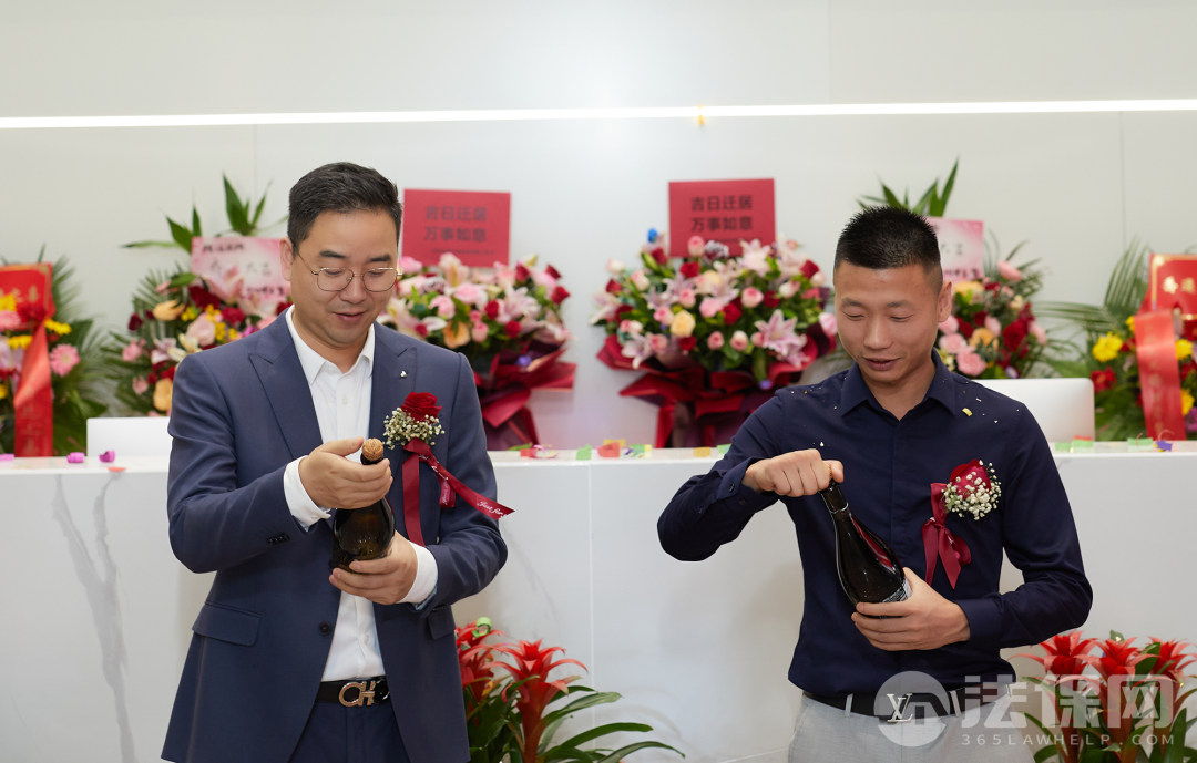 乔迁花篮（乔迁花篮送一个还是一对）