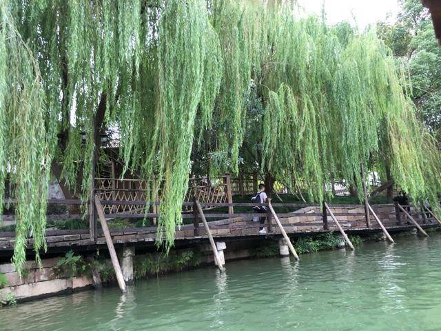 立夏的优美诗词（五首关于立夏的古诗词欣赏）