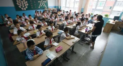 小学生转学几年级转学最好