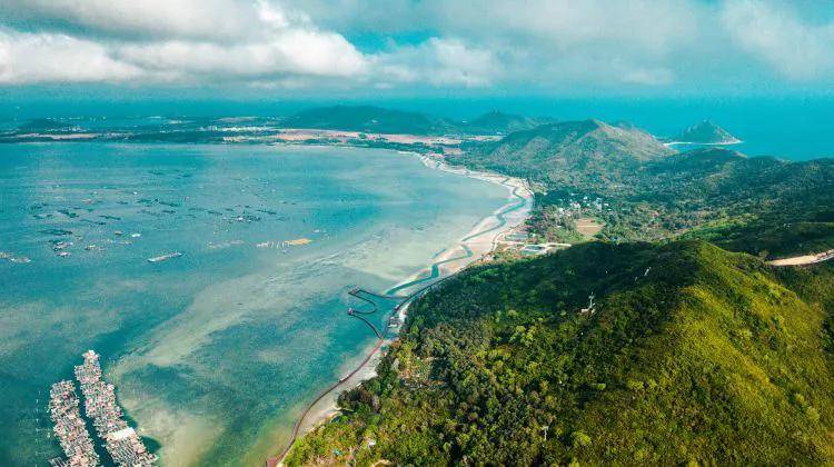 三亚必须去的几个地方(海南三亚必去的10大景点)