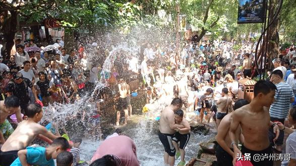 成都黄龙溪古镇(成都有个黄龙溪古镇)