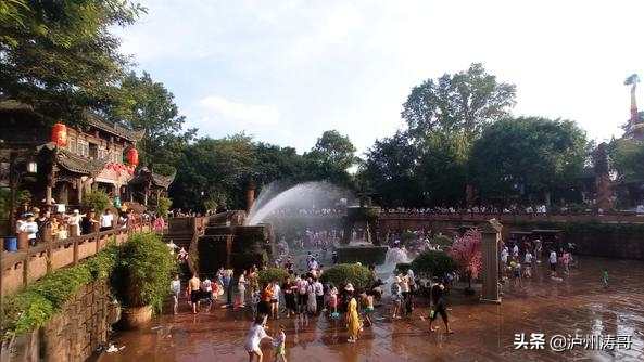 成都黄龙溪古镇(成都有个黄龙溪古镇)