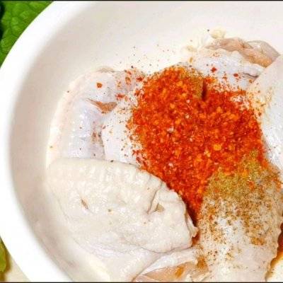 用烤箱烤鸡翅(用烤箱烤鸡翅怎么烤需要什么材料)