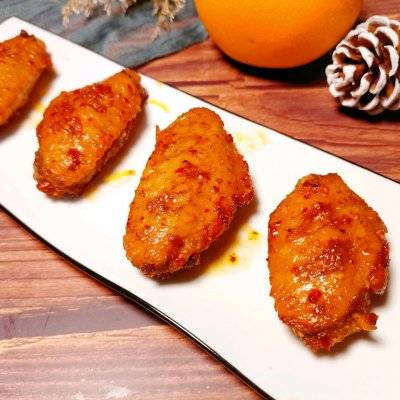 用烤箱烤鸡翅(用烤箱烤鸡翅怎么烤需要什么材料)