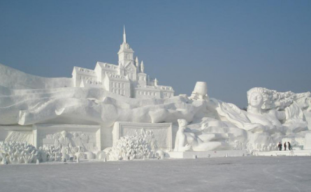 12月份去哈尔滨能看冰雕吗