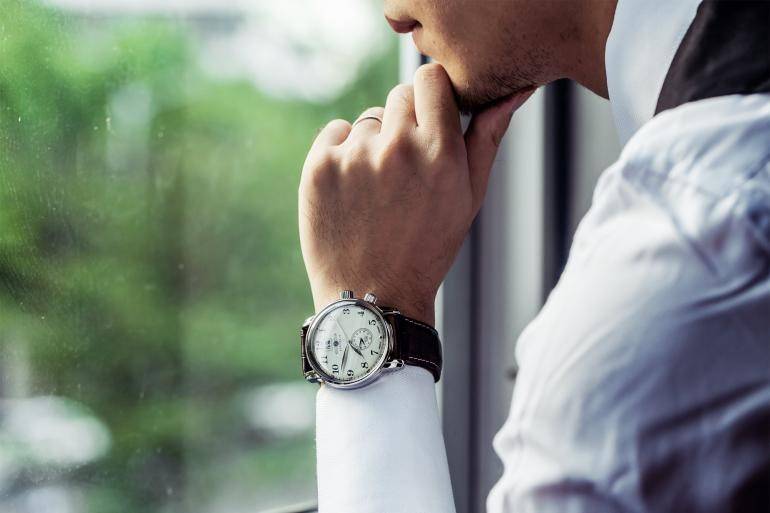手表选购小窍门(男士必须要知道的九个腕表挑选小诀窍)