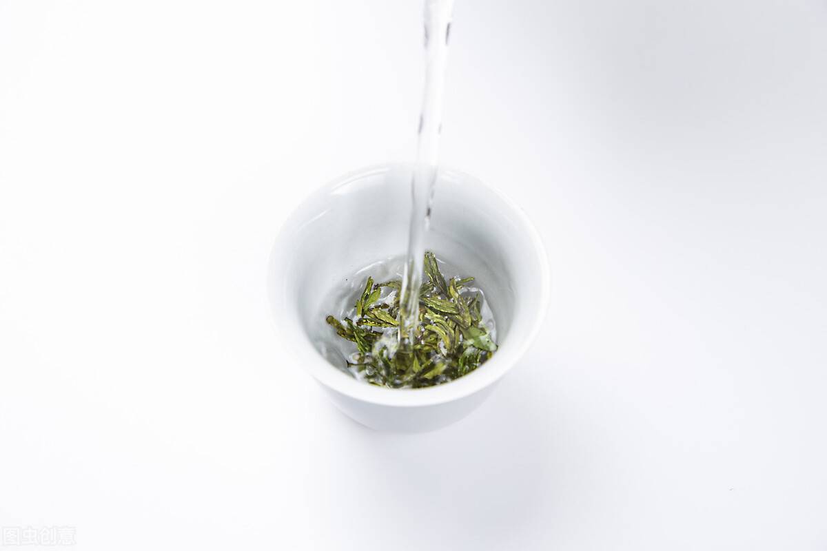 龙井茶怎么泡(如何泡龙井茶更香更好喝呢)