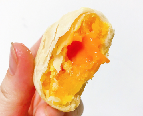 盒马现烤流心奶黄月饼可以放第二天吃吗