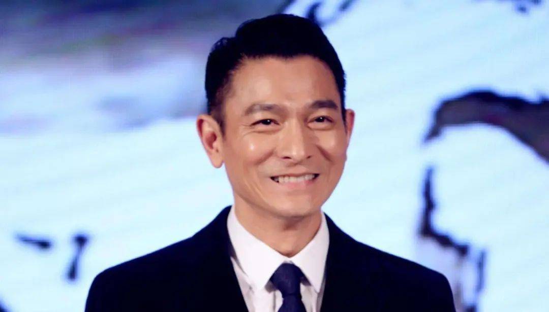 别说爱情苦（别说爱情苦歌词）