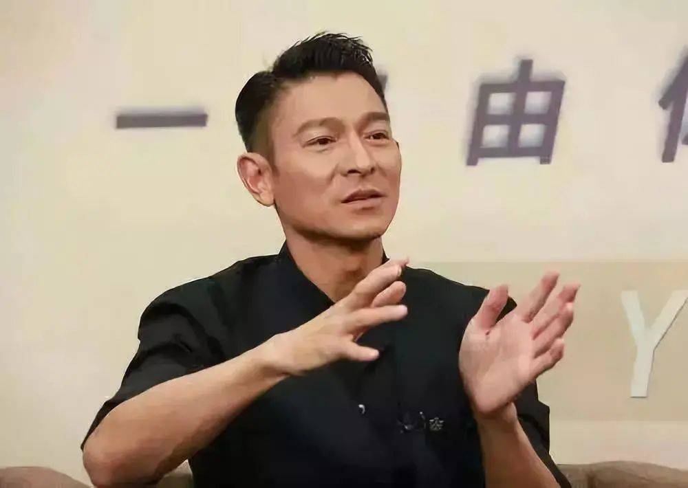 别说爱情苦（别说爱情苦歌词）