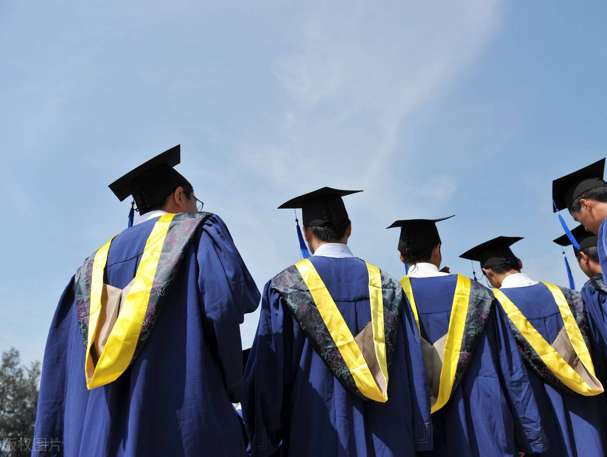 双学位有用吗（双学位法学可以参加司考吗）