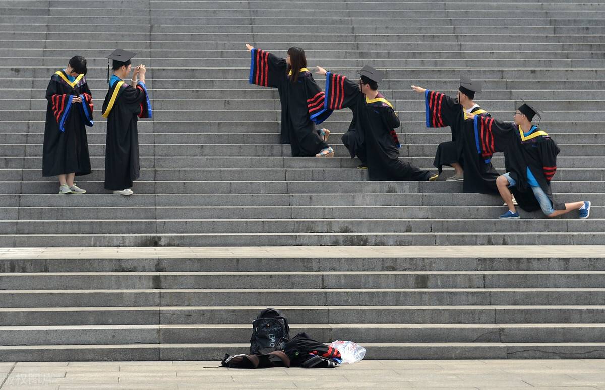 双学位有用吗（双学位法学可以参加司考吗）