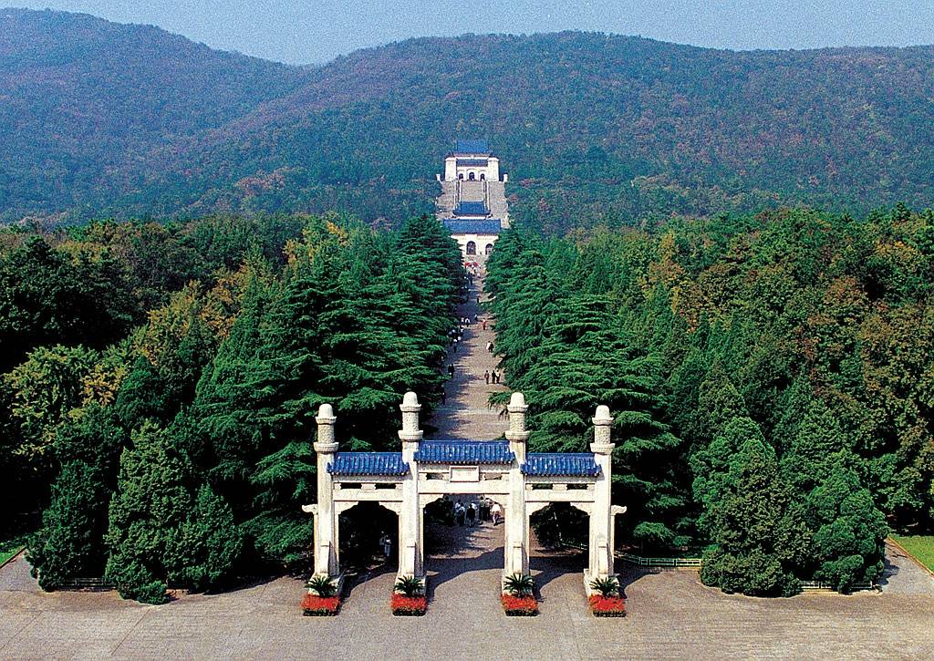 国内旅游哪里好玩（中国最值得游玩的15大景区）
