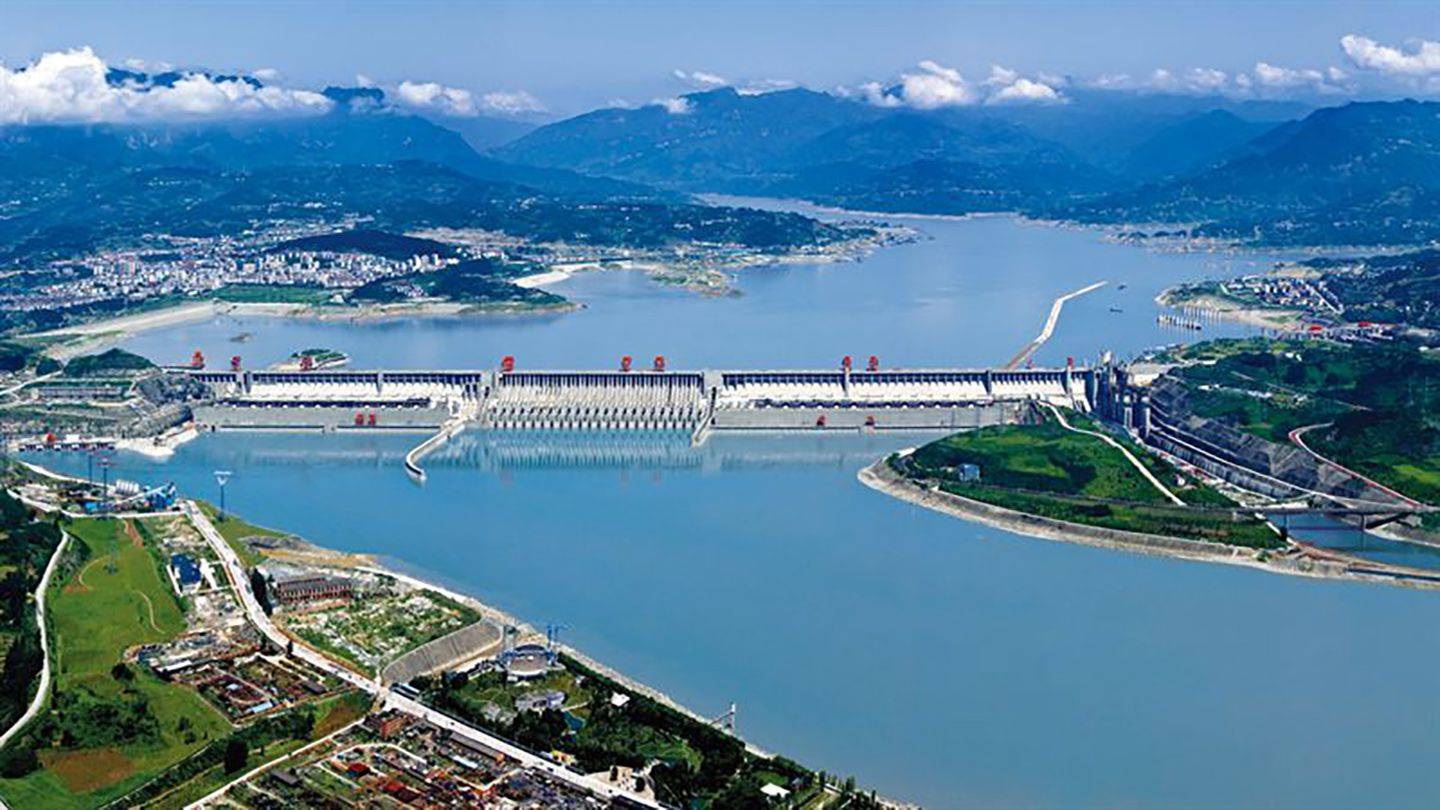 国内旅游哪里好玩（中国最值得游玩的15大景区）