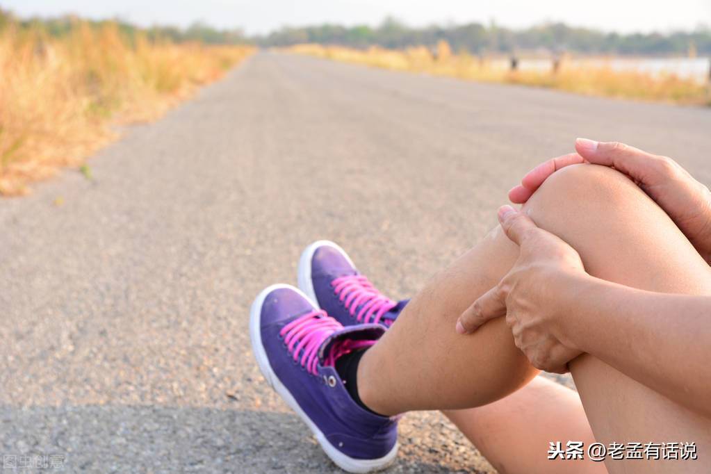 小腿浮肿的原因（小腿总是肿胀是怎么回事？）