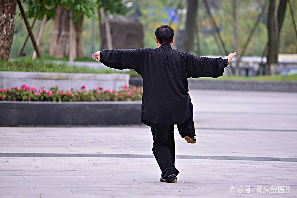 老年定义(多少岁算是老年人?)