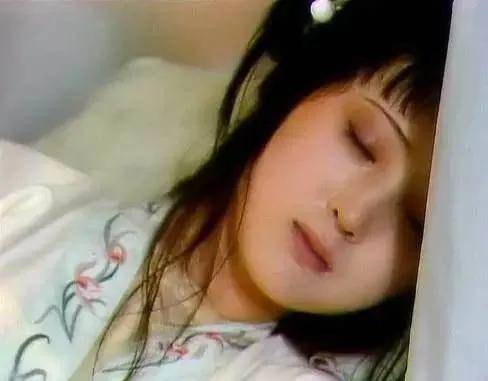 笼烟眉（女人哪种眉毛最好）