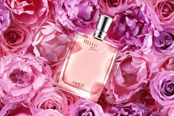 香水品牌(世界十大著名香水品牌)