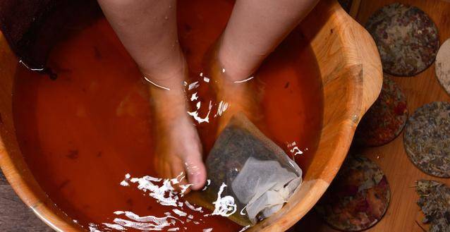 大脚趾发麻(脚趾发麻别大意)