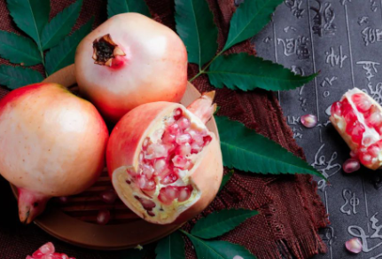 石榴皮煮水的6个功效