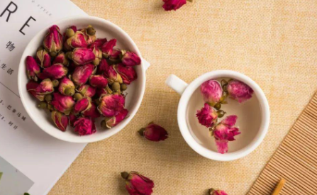 玫瑰花茶适合多少度水温
