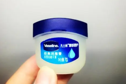 凡士林有没有去黑头的作用