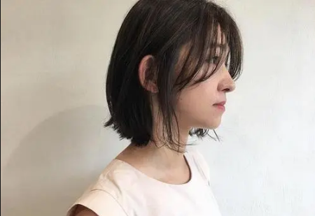 长头发剪短发是不是头发会翘3